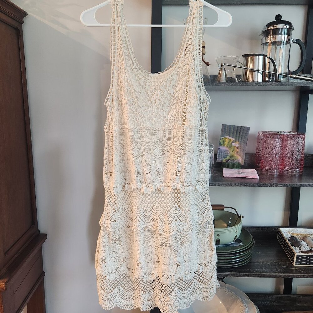 Gorgeous Layered Lace Dress with Lining Slip Beige American Eagle